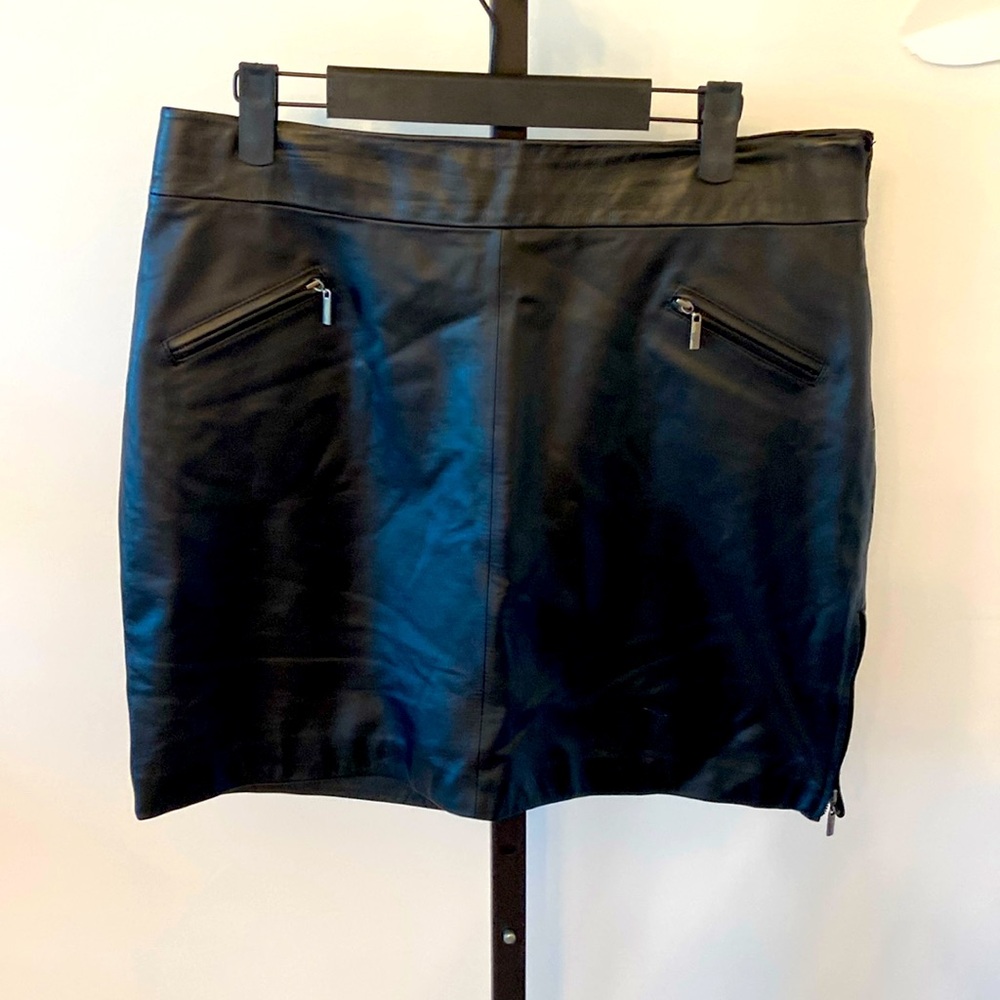 Attention Vintage Black Leather Moto Mini Skirt Zipper on side Size 12